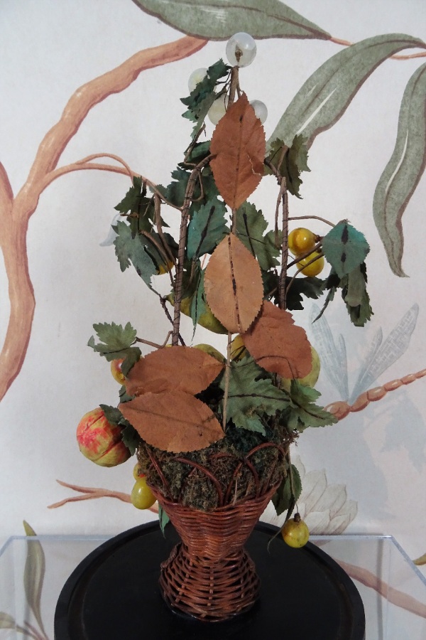 Victorian Still Life of Fruits under a glass Dome (6).JPG